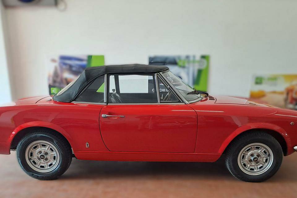Bild 8/50 von FIAT 124 Spider AS (1970)
