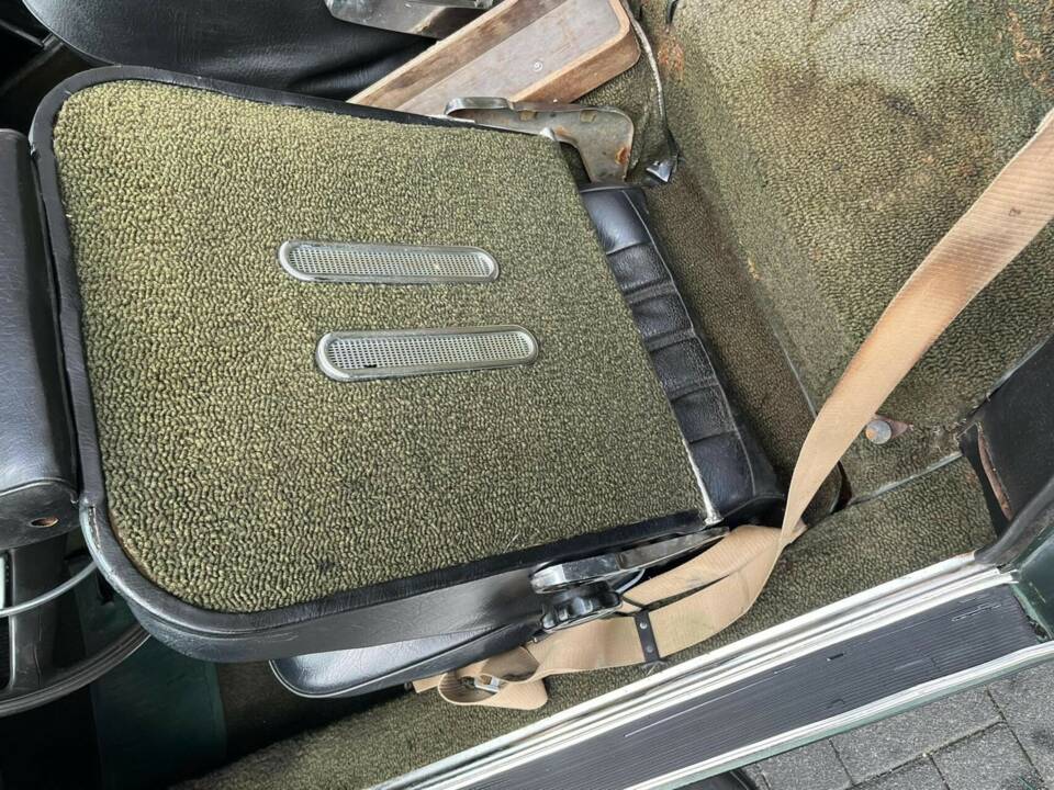Image 48/50 of Mercedes-Benz 280 SL (1968)