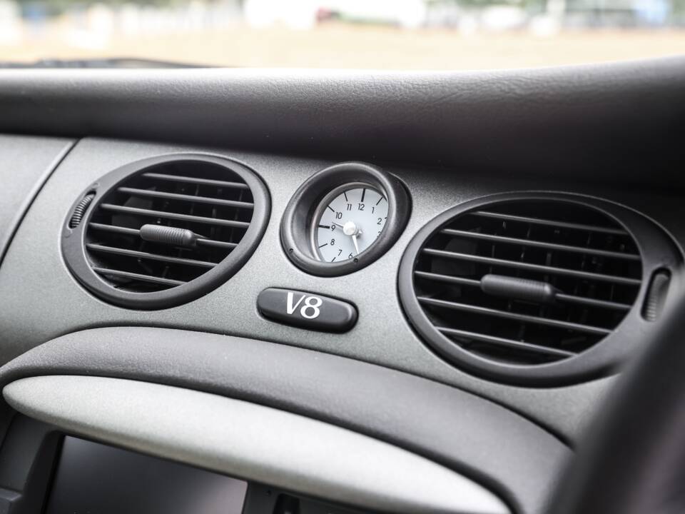 Image 17/26 of MG ZT 260 (2004)