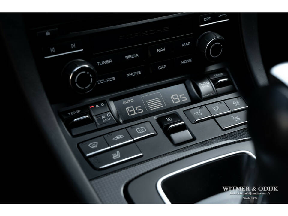 Image 31/38 of Porsche 911 Carrera 4S (2017)
