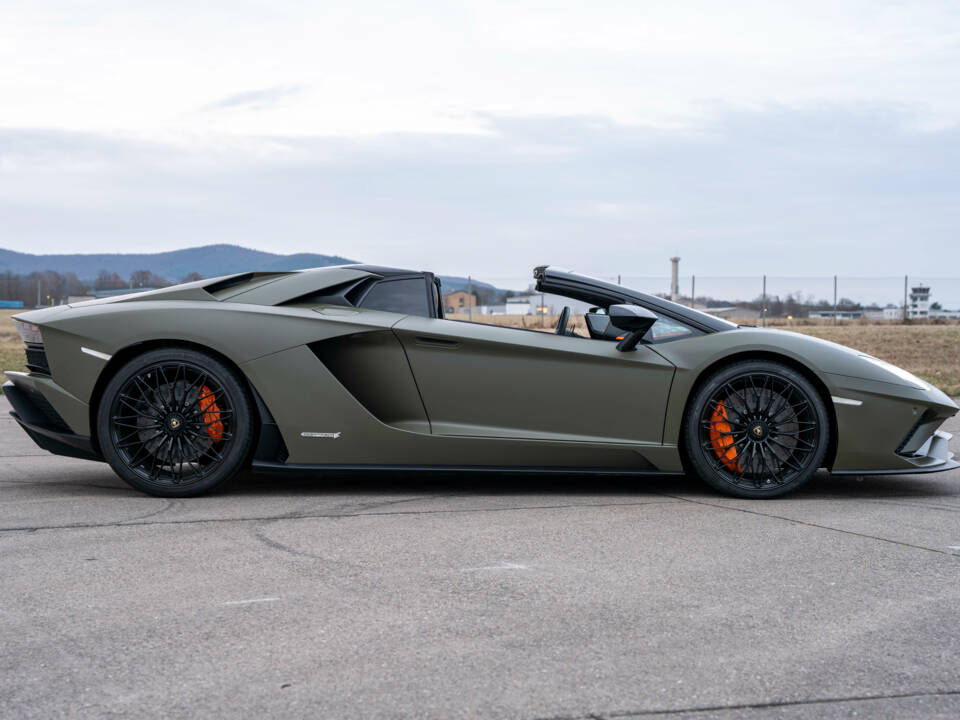 Bild 12/44 von Lamborghini Aventador S (2020)