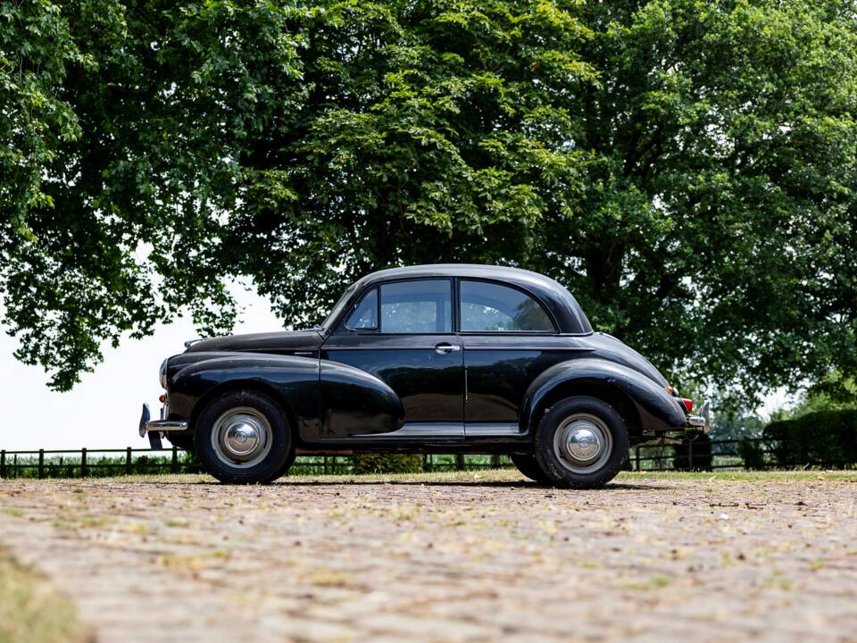 Image 9/36 of Morris Minor 1000 (1956)