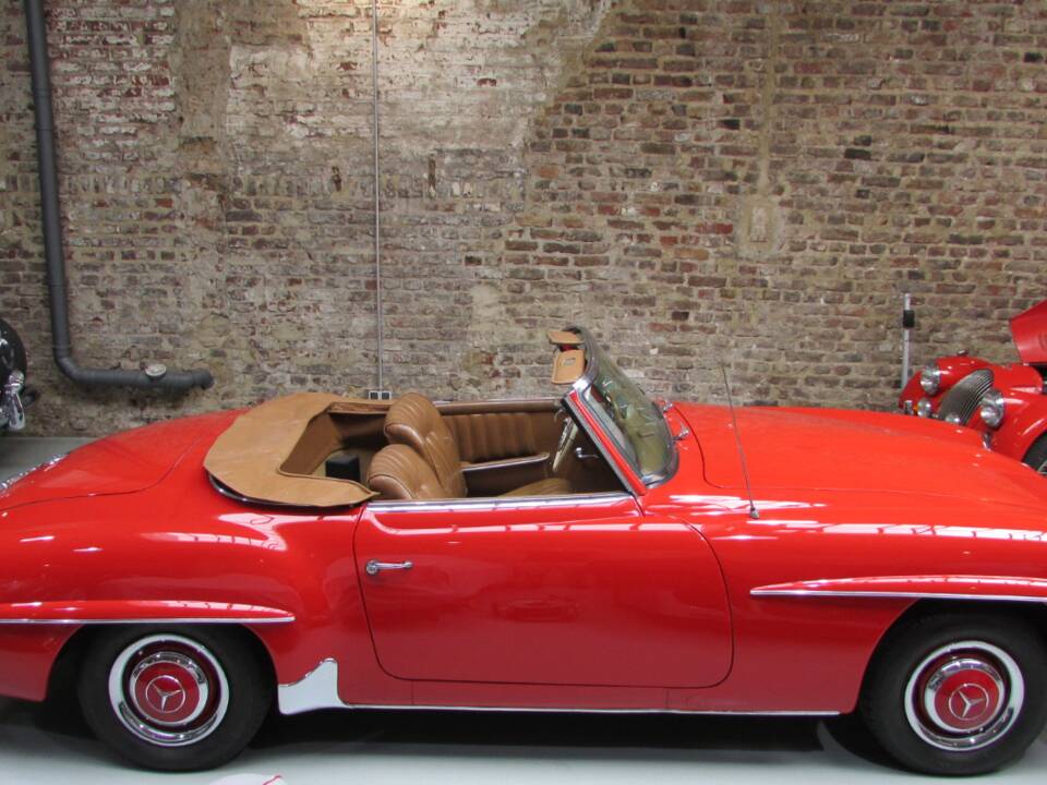Image 4/20 de Mercedes-Benz 190 SL (1963)