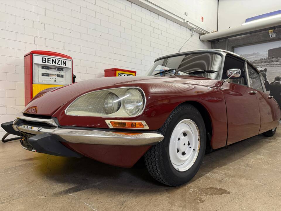 Bild 2/18 von Citroën DS 20 A (1970)