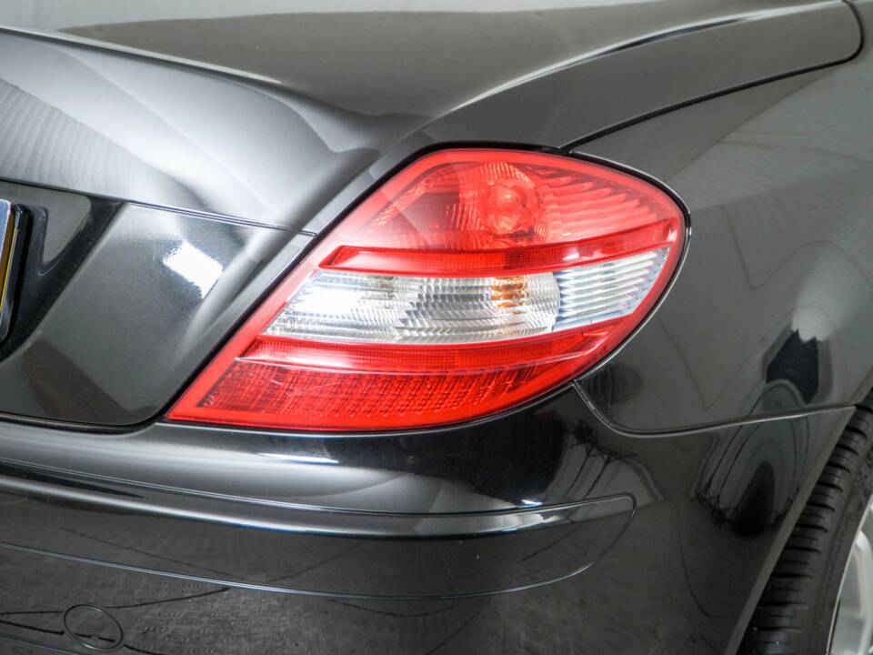 Afbeelding 30/50 van Mercedes-Benz SLK 200 Kompressor (2007)