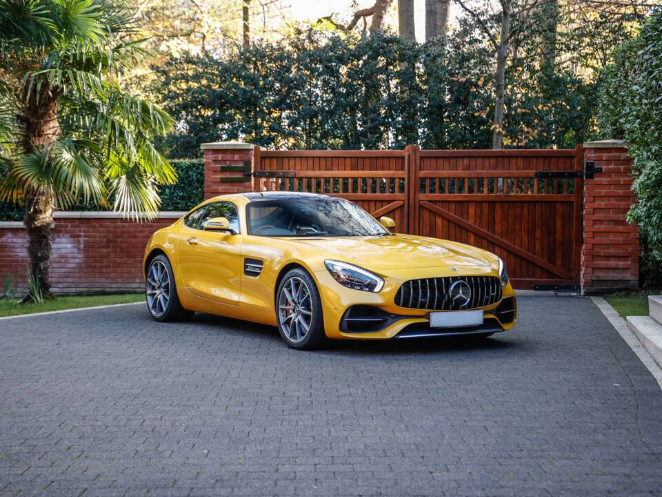 Bild 23/35 von Mercedes-AMG GT-S (1900)