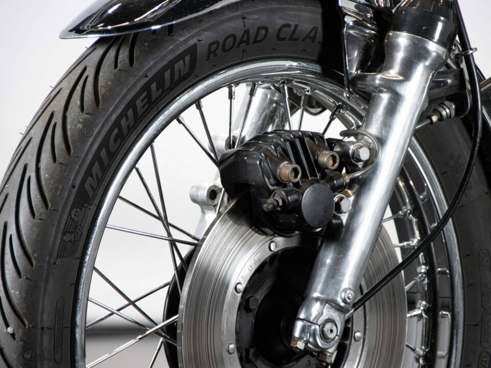 Image 30/50 of Kawasaki DUMMY (1976)