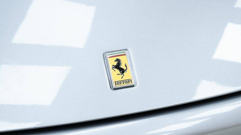 Image 12/15 of Ferrari 550 Maranello (1997)
