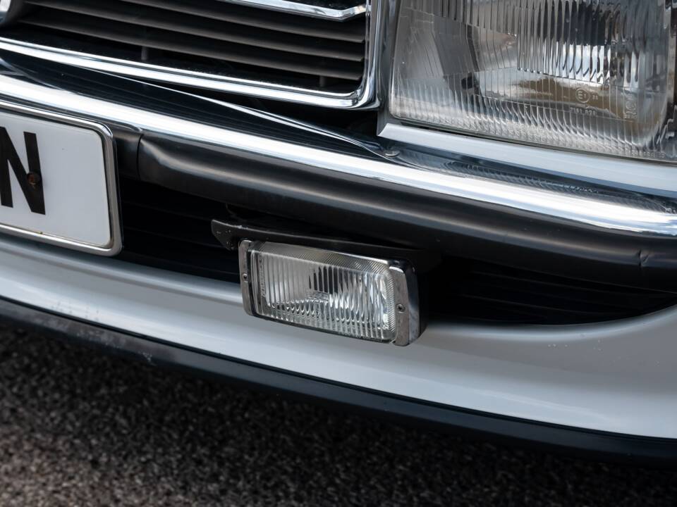Bild 14/50 von Mercedes-Benz 300 SL (1989)