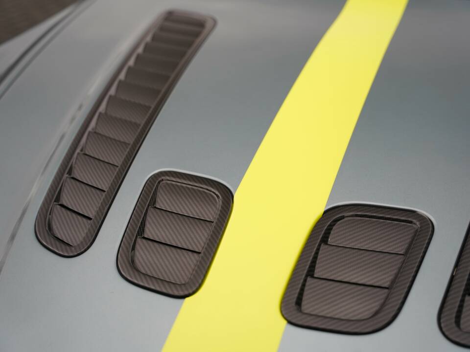Bild 36/50 von Aston Martin V12 Vantage AMR (2017)