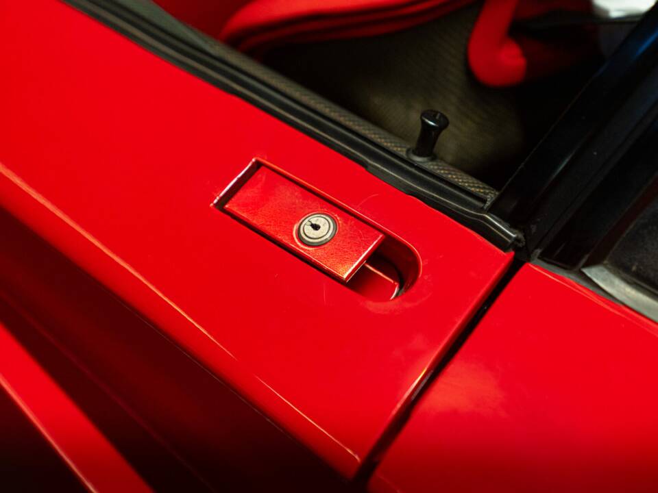 Bild 12/50 von Ferrari F 40 (1991)