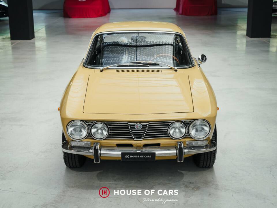 Bild 3/25 von Alfa Romeo 2000 GTV (1972)