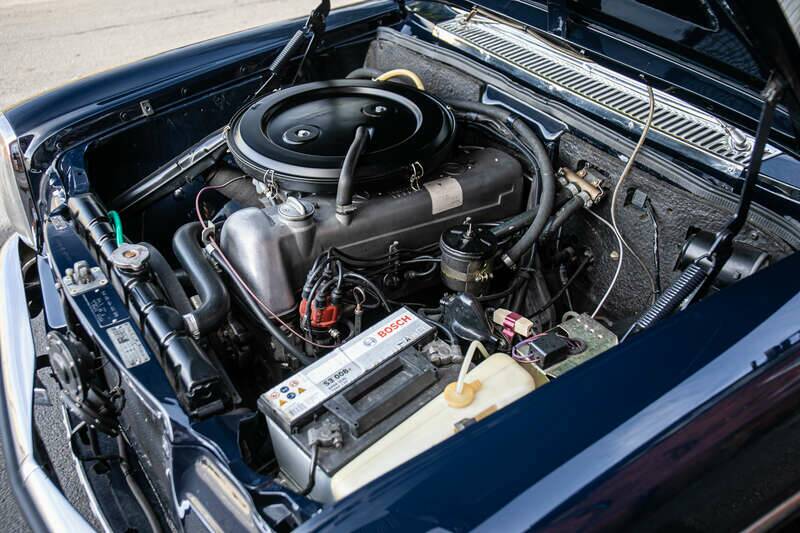 Image 25/50 of Mercedes-Benz 250 (1972)