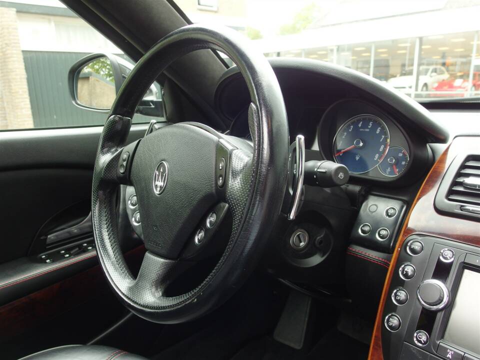 Imagen 38/55 de Maserati Quattroporte S 4.7 (2010)