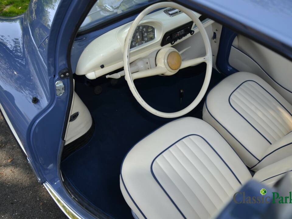 Imagen 30/50 de Renault 4 CV Décapotable (1954)