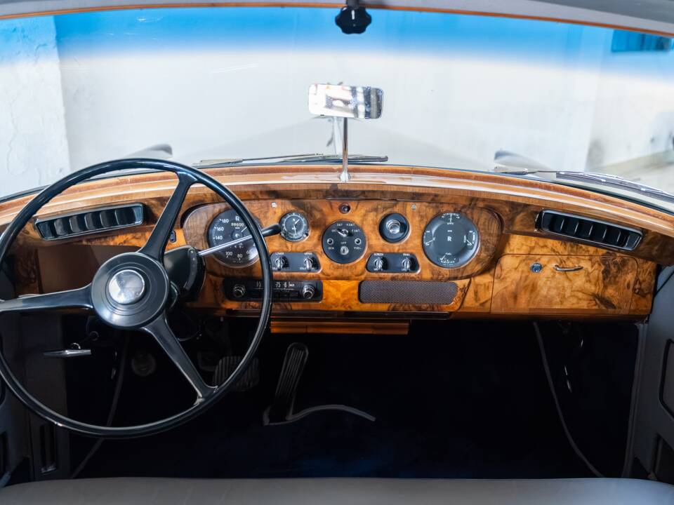 Image 9/40 of Rolls-Royce Silver Cloud II (1960)