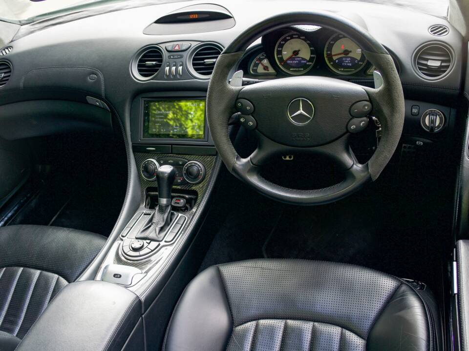 Image 4/23 de Mercedes-Benz SL 55 AMG (2007)