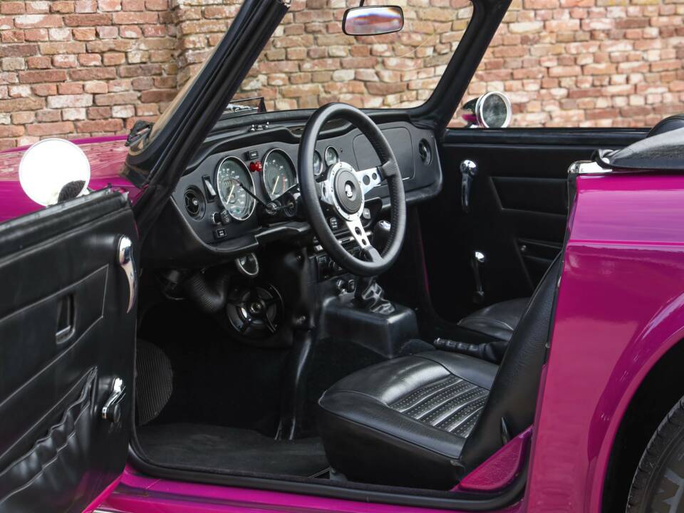 Bild 39/50 von Triumph TR 6 (1974)
