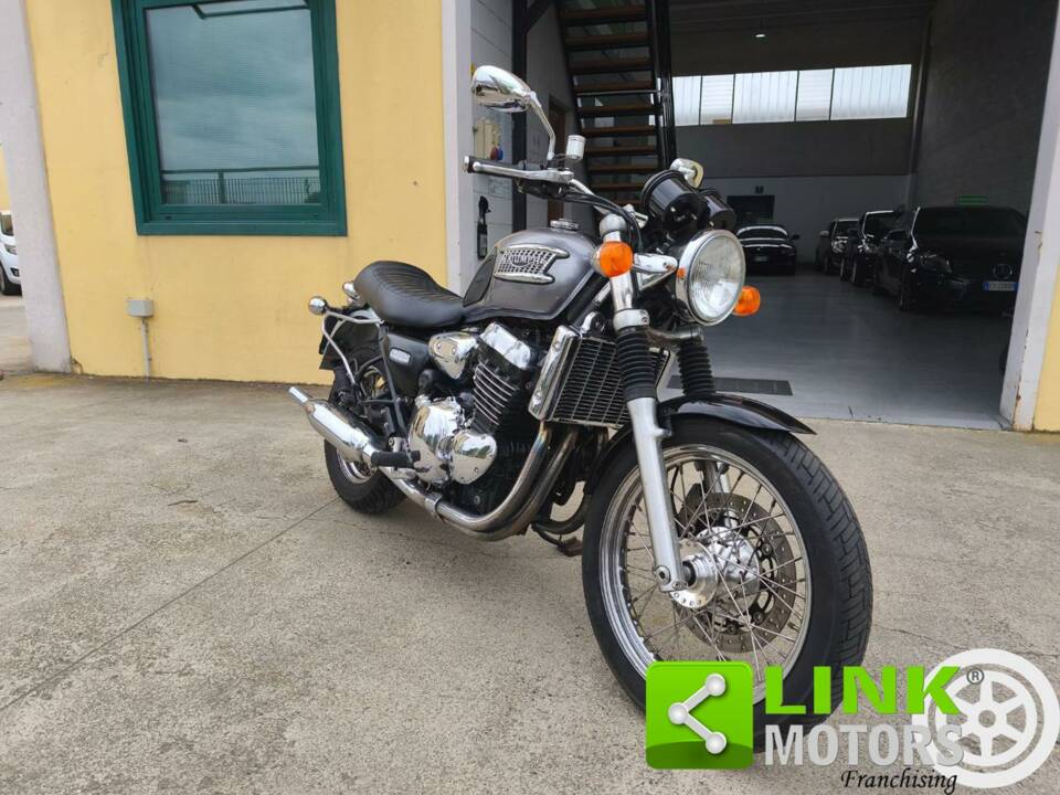 Bild 3/10 von Triumph DUMMY (2000)