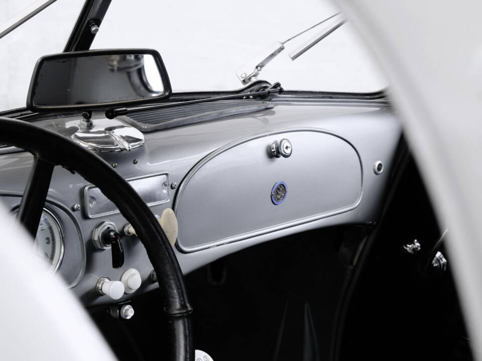 Bild 22/48 von BMW 327 (1940)