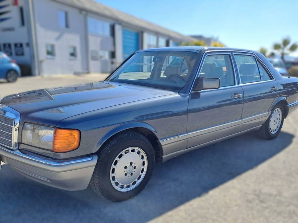 Image 6/50 of Mercedes-Benz 300 SE (1990)