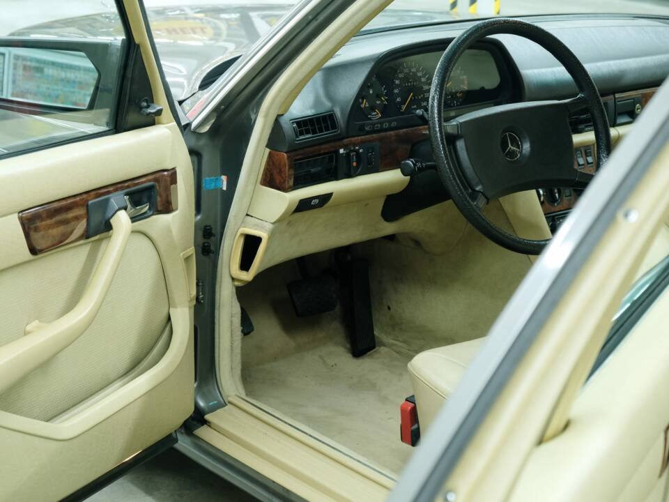 Bild 40/50 von Mercedes-Benz 500 SEL (1983)