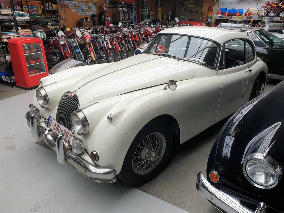 Afbeelding 50/50 van Jaguar XK 150 FHC (1958)