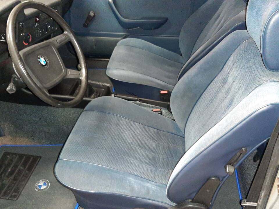 Image 10/22 of BMW 320/6 (1981)