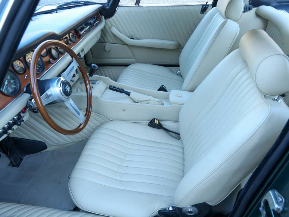 Image 29/50 de ISO Grifo GL 300 (1973)