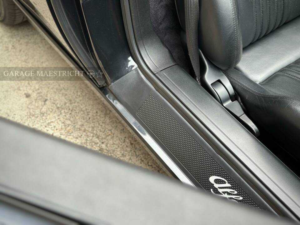 Image 24/59 of Alfa Romeo Spider 2.0 JTS (2003)