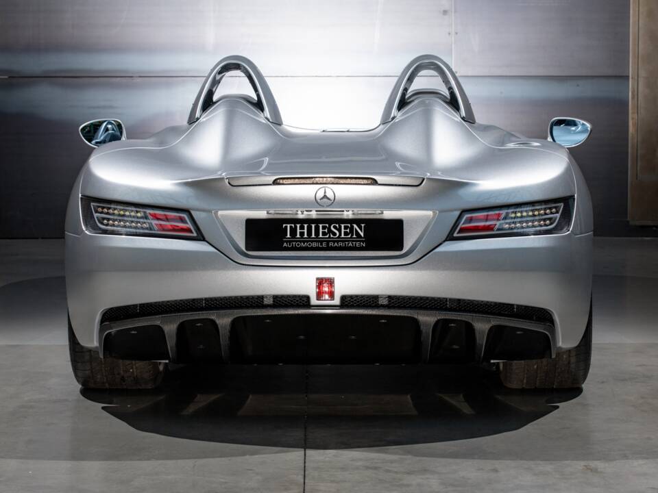 Image 8/28 of Mercedes-Benz SLR McLaren 722 S (2009)