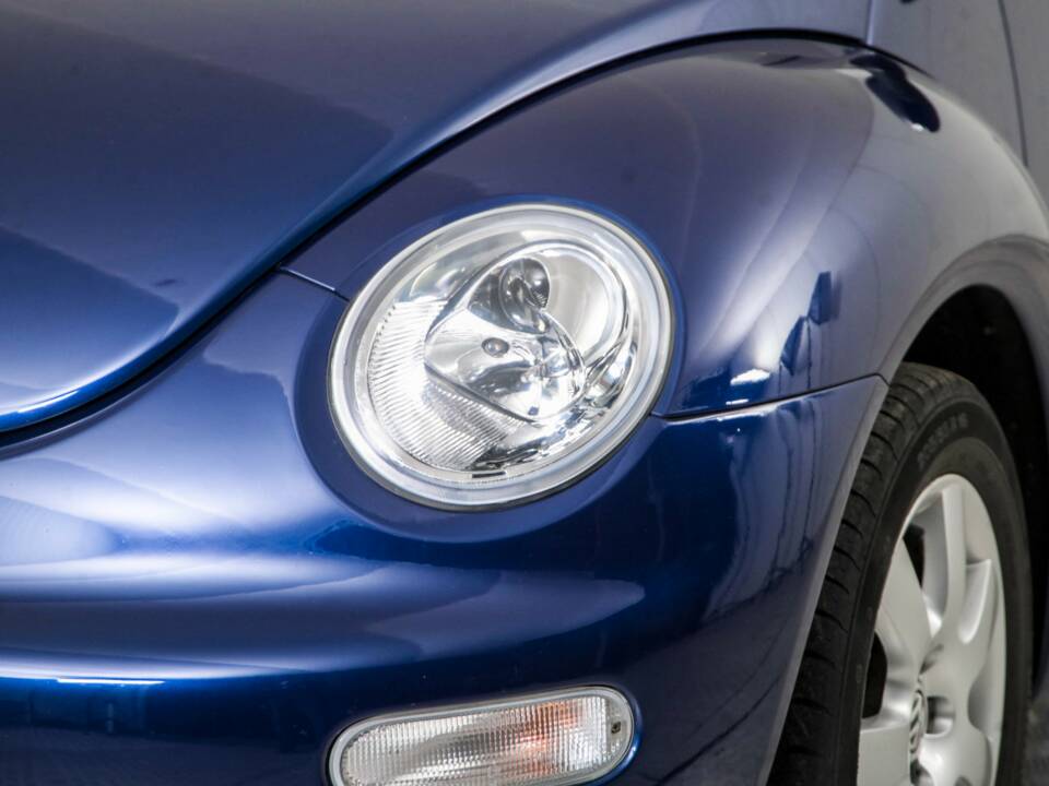 Afbeelding 22/50 van Volkswagen New Beetle 1.4 (2003)