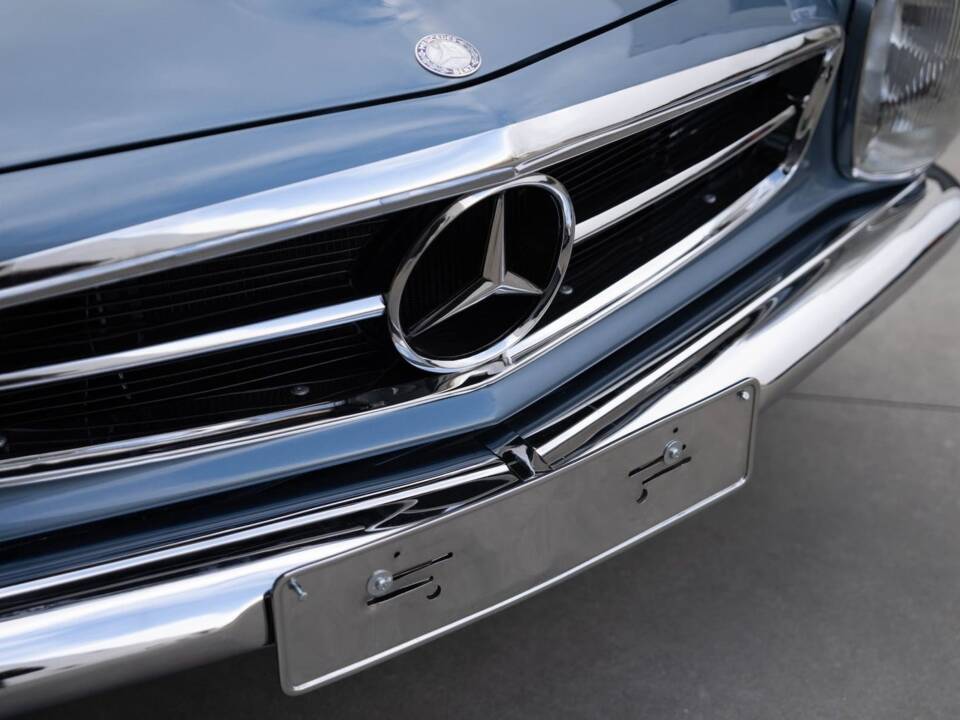 Immagine 31/93 di Mercedes-Benz 230 SL (1965)