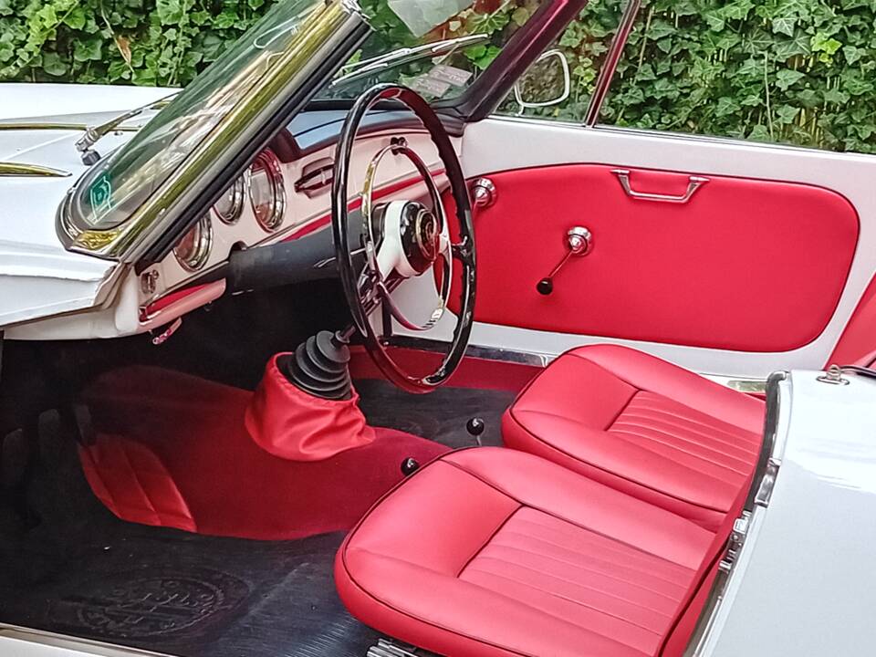 Afbeelding 19/53 van Alfa Romeo Giulietta Spider (1960)