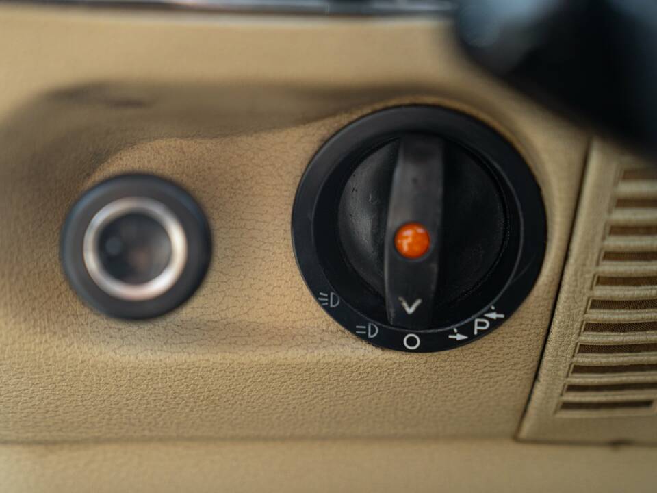 Imagen 49/50 de Mercedes-Benz 450 SL (1977)