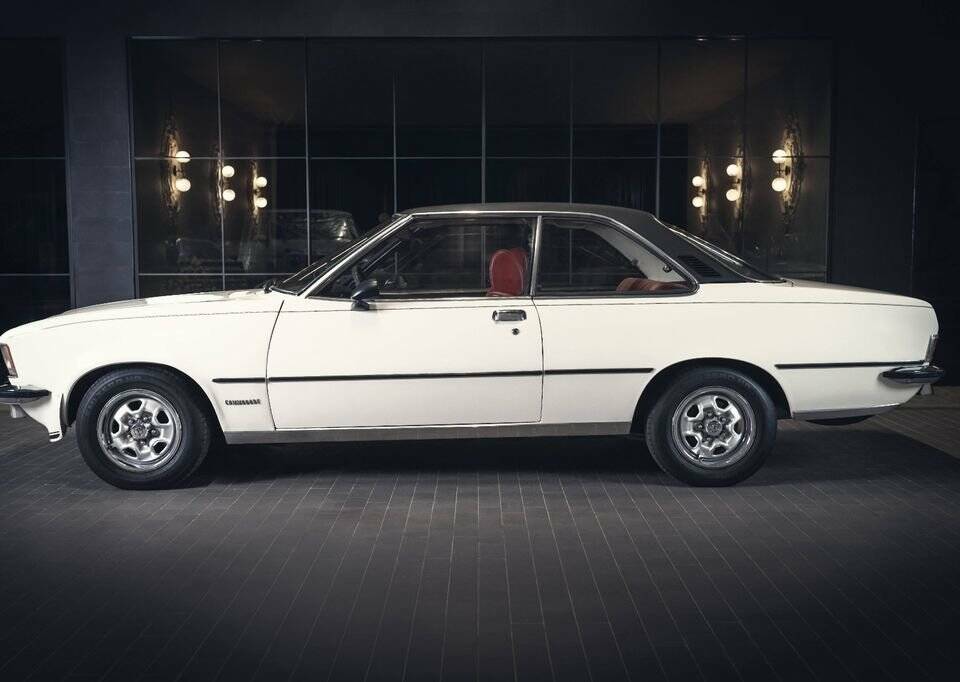 Afbeelding 3/15 van Opel Commodore 2,8 GS/E (1973)