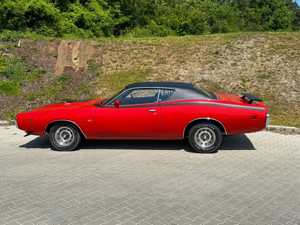 Image 14/81 of Dodge Charger Super Bee 440 (1971)