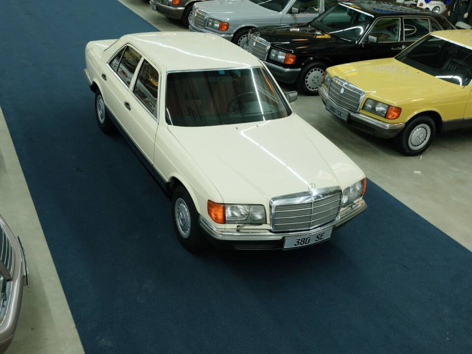 Bild 1/50 von Mercedes-Benz 380 SE (1980)
