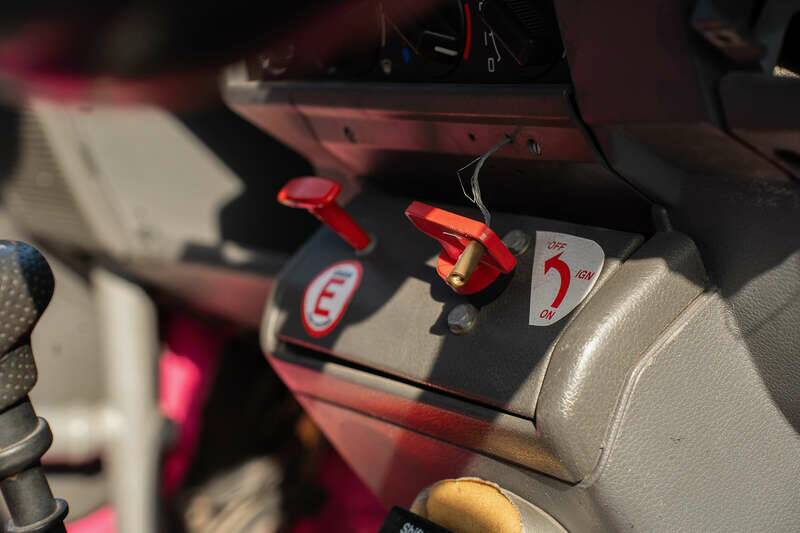 Imagen 48/50 de Renault Clio I 1.8 16V (1991)