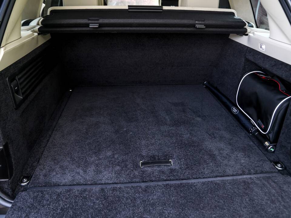 Immagine 46/49 di Land Rover Range Rover Autobiography Ultimate Edition (2014)