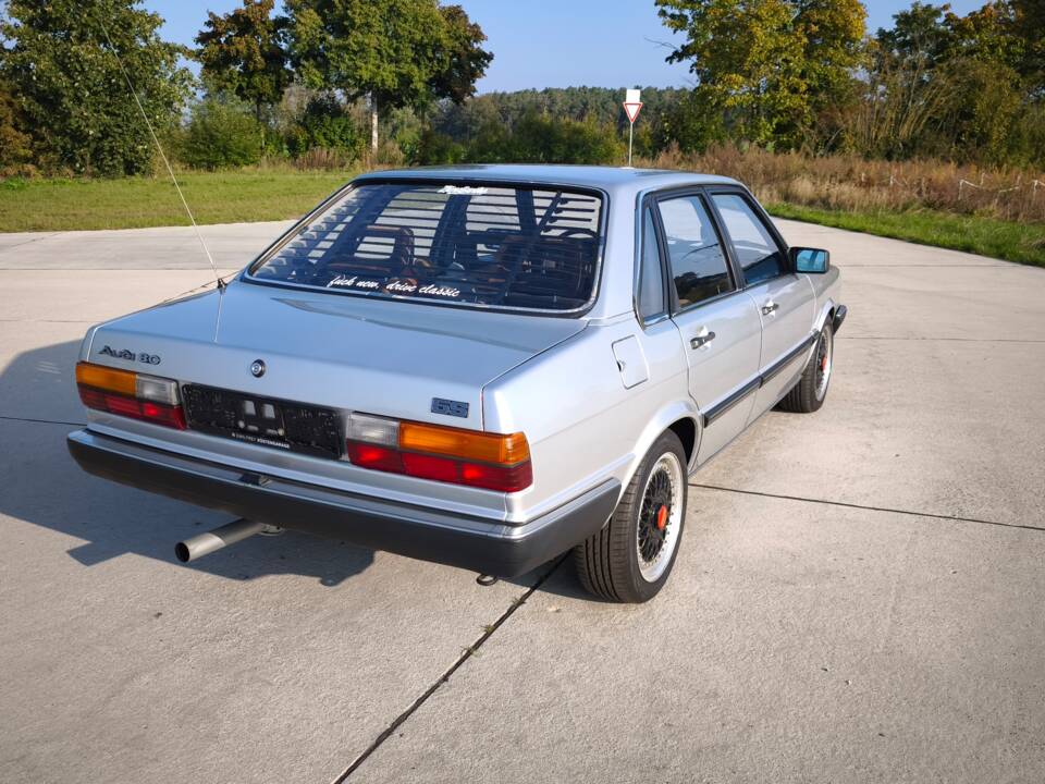 Image 40/94 de Audi 80 CD 5S (1982)