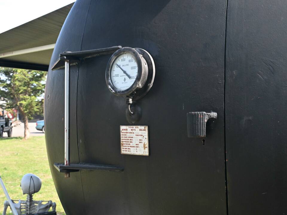 Image 29/50 de International Harvester K6 (1942)