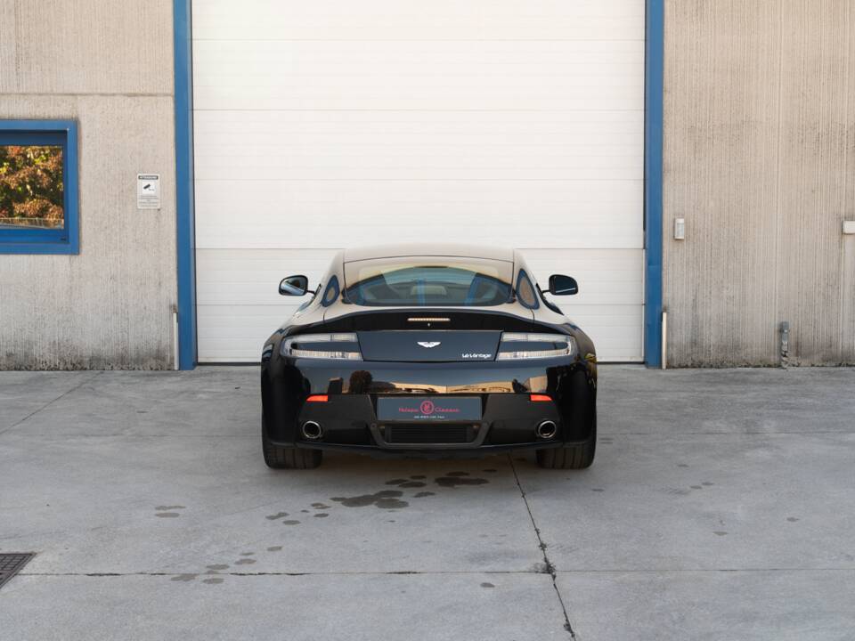 Image 22/83 de Aston Martin V12 Vantage (2009)