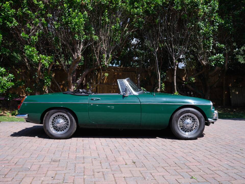 Bild 9/50 von MG MGB (1964)