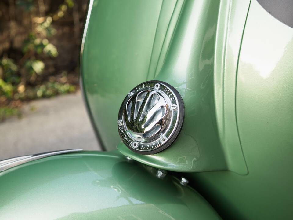 Immagine 14/32 di Piaggio Vespa 150 (1961)