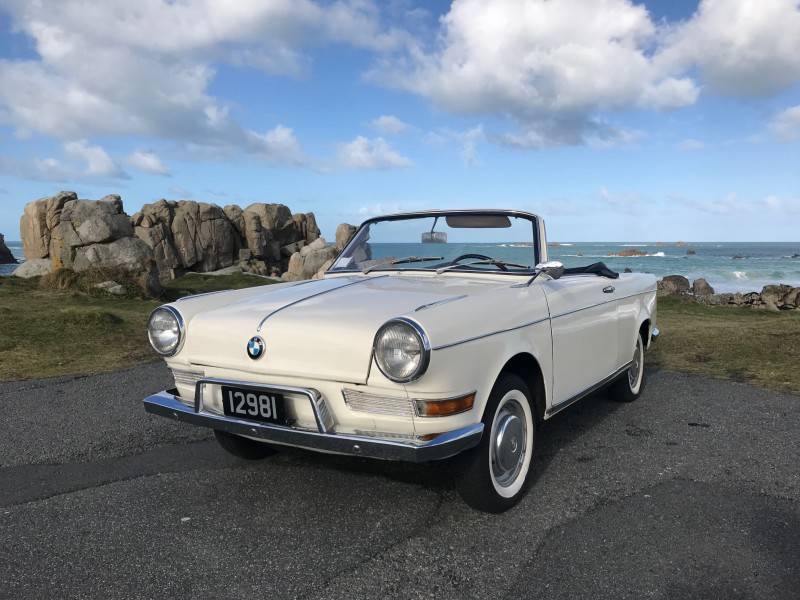 Image 17/17 of BMW 700 Convertible (1962)