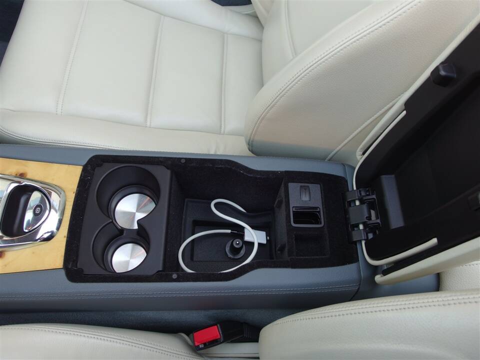 Bild 41/100 von Jaguar XKR (2008)
