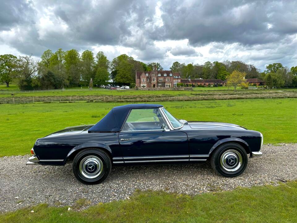Image 23/50 de Mercedes-Benz 230 SL (1967)