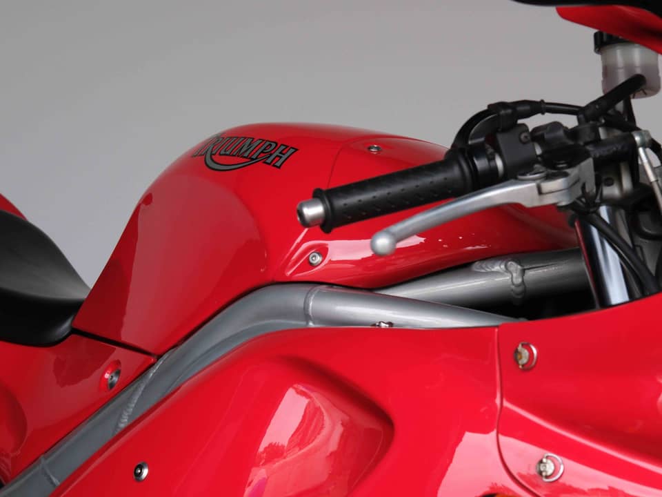 Image 50/66 of Triumph Daytona T595 (1998)
