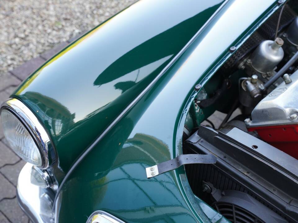 Immagine 21/50 di MG MGA Twin Cam (1959)